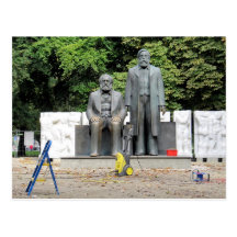 Marx-Engels Denkmal Berlin Vykort