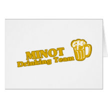 Minot som dricker lagutslagsplatsskjortor hälsnings kort