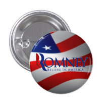 Mitt Romney knäppas klämmer fast Nål