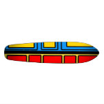 Modern gult och röda rektanglar på blått skateboard deck