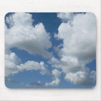 Molnig blå himmel musmattor