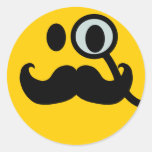 Monocle- & mustaschSmiley (anpassadebackgrnd) Rund Klistermärke
