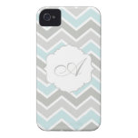 Monogram för blått- och gråttsicksacksparre iPhone 4 Case-Mate skal
