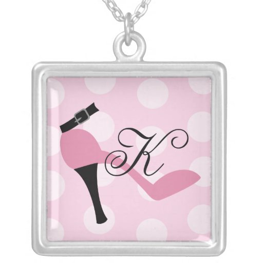 Monogramrosor skor personliga halsband