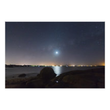 Moonset över Bowen Fotografiskt Tryck