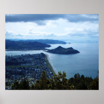 Mt Paku från den Pauanui bergstoppet Affischer