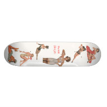Musashi planlägger pinup skate board decks