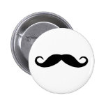 Mustaschen knäppas knappar
