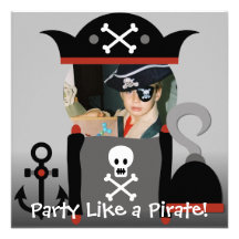 Något liknande för brunettpojkeparty per piratföde