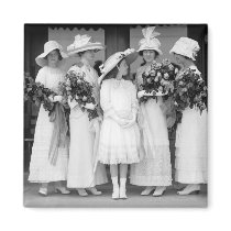 Nätt i Vit, 1912