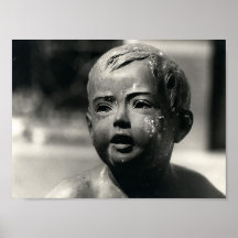 NIÑO ESTATUA POSTERS