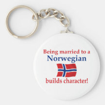 Norrmannen bygger teckenet nyckel ring