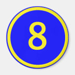 numrera 8 i en cirkla kylskåps magneter