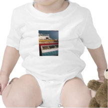 Numrera av får i behållare på den stora frakten tee shirt