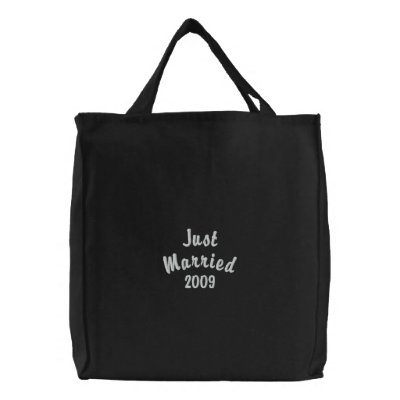 Ny gifta 2009 broderad kasse