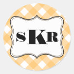 Orange för monogrambrev för gingham 3 stil för lan runda klistermärken