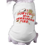 "ÖVERLEVDE JAG HERRIMANEN AVFYRAR" hundgåvan Hund Tee Shirt