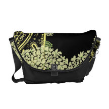 Paisleys och vanlig hortensia på svart Rickshawbud Kurir Väska