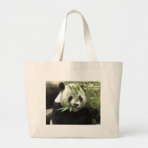 Pandaen hänger lös tygkasse