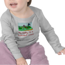 Pappan är en baskettränarebebisskjorta tshirts