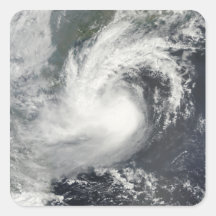 Parma för tropisk storm annalkande china och Viet Fyrkantiga Klistermärken