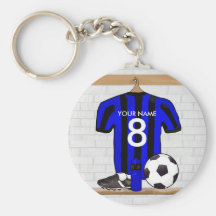 Personifierad svart och blåttfotbollfotboll Jersey Nyckelring