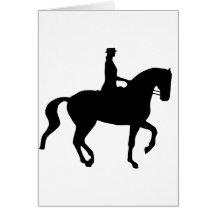 Piaffe Dressagehäst och ryttare (svarten) Hälsnings Kort