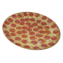 Pizza någon? tallrikar
