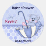 Polkaen för paraplybjörnblått pricker baby shower rund klistermärke