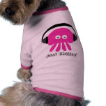 Precis Chillin rosa manet med hörlurar Hund T-shirts