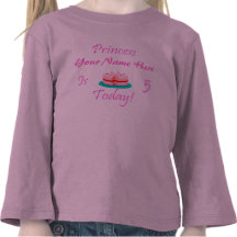 Princessen (ditt namn) är 5 i dag t shirts