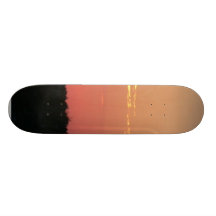 Röd himmel efter solnedgång skate board