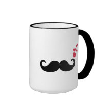 Röd hjärtakärlek för mustasch kaffe kopp