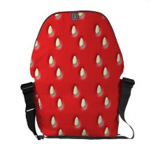 Röd jordgubbemodell messenger bag