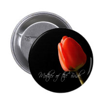 Röd målad tulpanbudens mamma pins