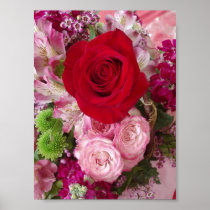Röd ros med blandade blommor och rotrycket