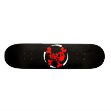 Röd skalleCrossbonesSkateboard