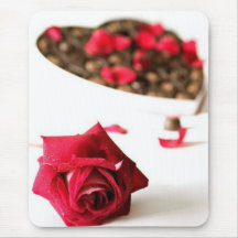 Romantiska rosa valentin dag och choklader musmattor
