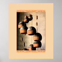 Röra sig i spiral leravind Chimes stilleben Print