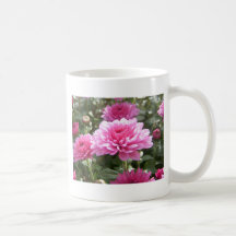 rosa blommor kaffe koppar