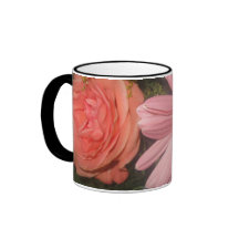 Rosa blommor kaffe muggar