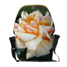 Rosa Rickshawmessenger bag för aprikos