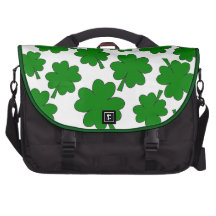Shamrockspendlaren hänger lös poker kortlek