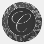 Silver för Monogram C och damastast bröllop för sv Rund Klistermärke