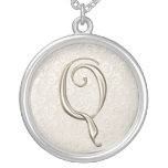 SilverMonogramhalsband - brev Q