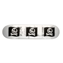 Skalle och Crossbonesflagga. Svart och White. Anpassad Skate Board