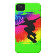 Skateboarding på regnbågeGrunge iPhone 4 Fodraler