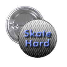 skateharden knäppas knapp med nål