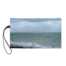 Skyway på en stormig dag