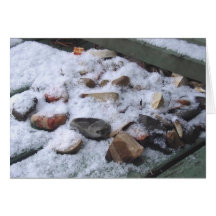 snöig stenar hälsningskort